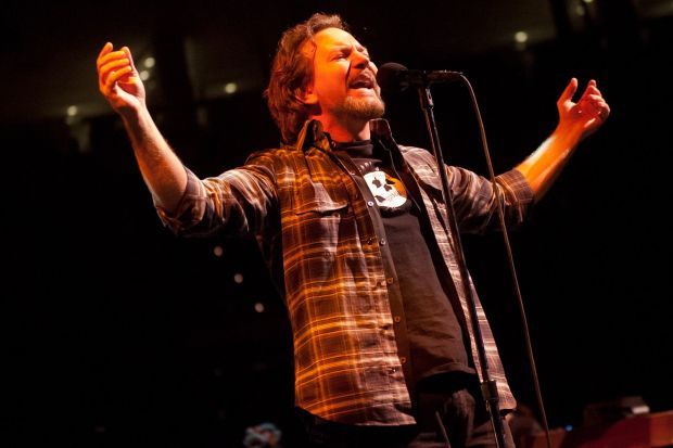Pearl Jam at Scottrade Center